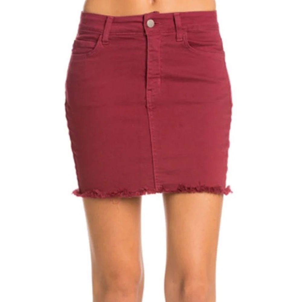 Maroon O2 Denim Skirt Size Large